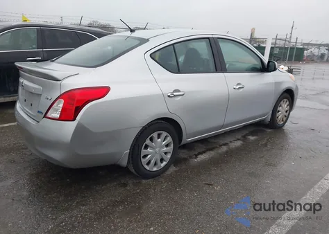 2014 Nissan Versa 1.6 Sv from USA, damaged, VIN 3N1CN7AP8EL826322